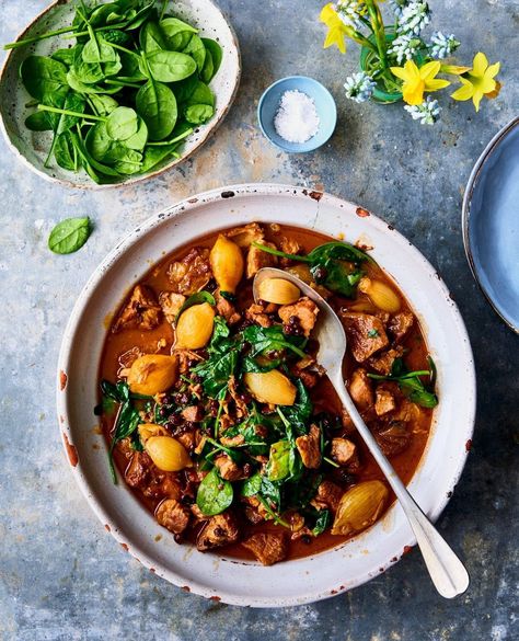 Stifado is a classic Greek stew, originally made with rabbit, but often now using pork or beef. The addition of warming spices of cinnamon, allspice and clove gives it special flavour, and makes it ideal for cooking for friends and family. ⁠ ⁠ Recipe: @louisepickfordfoodcreative, Photography: @ianwallacephotographer⁠ ⁠ #stifado #porkstifado #greekrecipes Greek Stew, Cooking For Friends, Aubergine Recipe, Lamb Dinner, Mutton Recipes, Easy Curry, Curry Dishes, Tasty Vegetarian Recipes, Family Recipe