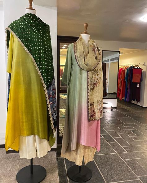 Elan on Instagram: “Fluid silks and ombré! With beautifully contrasted dupattas by #meghnapanchmatia At the store and online at www.elanstore.in Please…” Contrast Dupatta Suits, Blouse Pattern Indian, Pakistani Pants, Ombre Clothes, New Dress Pattern, Long Blouse Designs, Color Shading, Happy Dresses, Kurti Designs Latest