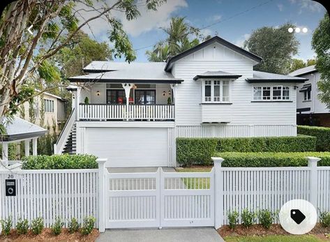 House With Garage Underneath, Dream House Porch, Queenslander House, House Facade, Renovation Design, Hamptons House, Dream House Exterior, Dream House Plans, Facade House