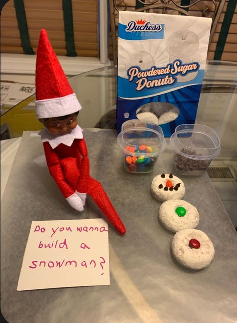 Elf In The Shelf Ideas, Shepherd On The Search, Snowman Donuts, Classroom Elf, Elf Ideas Easy, Elf Of The Shelf, Christmas Elf Ideas, Elf Shelf, Elf Magic