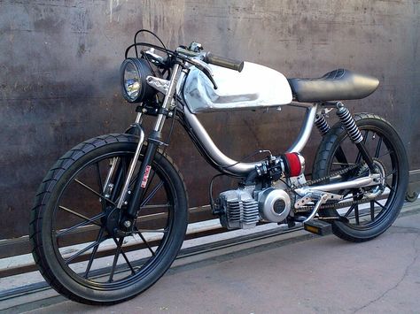 Moped Gas Powered Bicycle, Vintage Moped, Custom Moped, Powered Bicycle, Мотоциклы Cafe Racers, Motorised Bike, Honda Cub, Moped Scooter, Concept Motorcycles