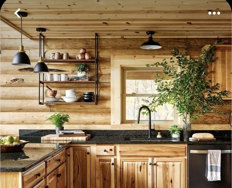 Log Cabin Kitchen Ideas, Log Cabin Kitchens, Modern Log Home, Log Cabin Kitchen, Cabin Homes Interior, Log Home Kitchen, Kitchen Countertop Ideas, Log Cabin House, Log Home Kitchens