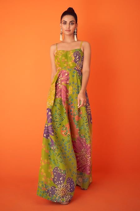 Buy Green Tissue Organza Printed Floral Cape Blossom Jumpsuit And Set For Women by Taavare Online at Aza Fashions. Floral Cape, Fashion Design Books, Design Books, Blossom Print, Jumpsuit Pattern, Green Jumpsuit, Printed Jumpsuit, Box Pleats, Set For Women