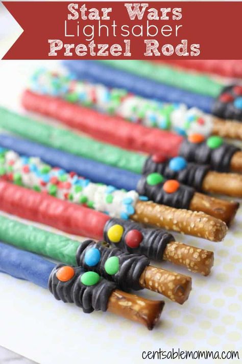 May the 4th be With You! Celebrate Stars Wars Day with your fan by creating this fun Lightsaber Pretzel Rod recipe. So cute! #starwars #lightsaber #pretzel May The 4th Desserts, Pretzel Rods Recipe, Star Wars Dessert, Star Wars Snacks, Star Wars Party Food, Star Wars Lightsaber, Star Wars Baby Shower, Star Wars Food, Star Sprinkles