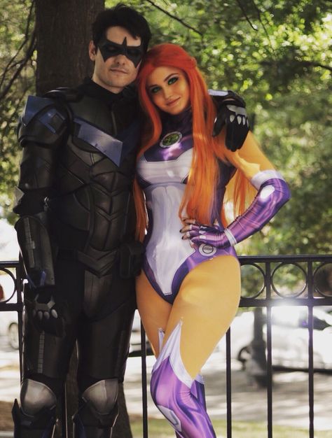 Starfire Nightwing Costume, Starfire And Nightwing Cosplay, Night Wing And Starfire Costume, Robin And Starfire Cosplay, Starfire Cosplay Makeup, Star Fire And Robin Costume, Starfire And Nightwing Costume, Night Wing Costume, Star Fire And Nightwing