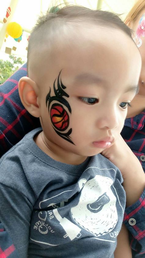 Rugby Face Paint, Henna Paint, Face Paints, Face Paintings, Facepaint, Sports Theme, Face Art, Body Painting, Face Painting