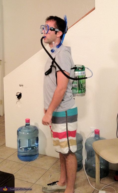 Matthew: I basically put a keg on my back as my air tank while I had a snorkel and mask on. Halloween Costume Men Funny, Male Halloween Outfits, Halloween Costumes Men Funny, Male Halloween Costumes Men, Scuba Diver Costume, Mean Girls Halloween, Costumes For Men, Themed Halloween Costumes, Clever Halloween