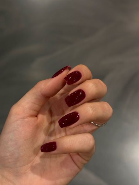 Deep Red Nails, Red Gel Nails, Kutek Disney, Dark Red Nails, Wine Nails, Maroon Nails, Milky Nails, Squoval Nails, Red Acrylic Nails