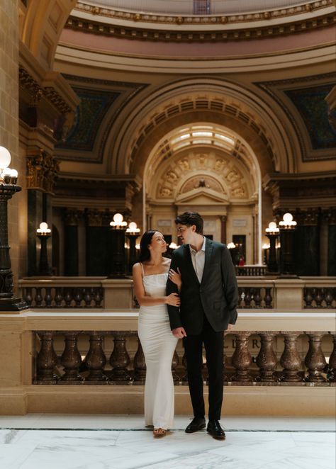 Empire State Building Photoshoot, Black Suit Engagement Photos, Dia Engagement Photos, Engagement Photo Esthetic, Capital Building Photoshoot, Engagement Pictures Indoors, State Capital Photoshoot, Met Photoshoot Ideas, Classic Elegant Engagement Photos