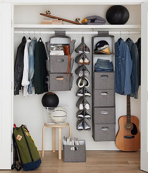 Storage Dorm Room, Mens Closet Organization, Sweater Organizer, Dorm Closet Organization, Mens Closet, Sweater Organization, Dorm Room Organization Diy, Hanging Closet Storage, Dorm Closet