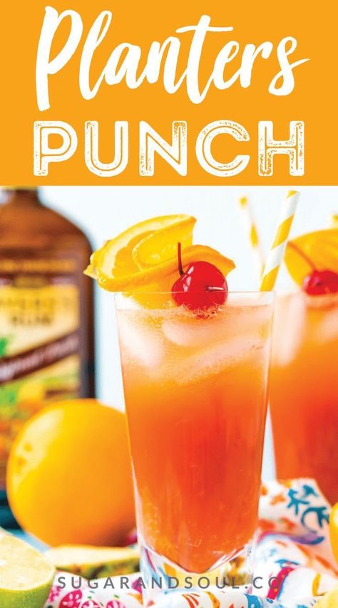 Planters Punch Recipe, Tropical Mixed Drinks, Planter's Punch, Coconut Rum Drinks, Planters Punch, Rum Drinks Recipes, Fruity Cocktail, Punch Cocktails, Caribbean Rum