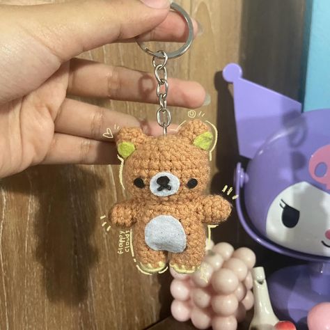 Crocheted rilakkuma keyring🧸 DM to know price! © DO NOT REPOST/ SCREENSHOT AND USE IT WITHOUT PERMISSION -THIS IS ORIGINALLY OWNED BY FLAPPY CLOUDS© #crochet #rilakkuma #teddy #amigurumi #handmade #smallbusiness #smallbusinesssupport Crochet Rilakkuma, Rilakkuma Crochet, Crochet Animals Free Patterns, Fun Crochet, Fun Crochet Projects, Crochet Keychain, Crochet Free, Diy Crochet Projects, Rilakkuma