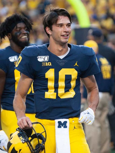 Michigan Football Handsome Athletes, Dylan Mccaffrey, Hot Football Players, Young Football Players, Football Guys, College Football Players, Frat Guys, Cute Football Players, College Guys