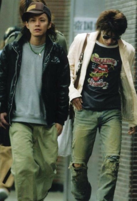 Grunge Men Outfits, 2000s Fashion Outfits Men, 2000s Mens Fashion, 90s Japan Fashion, 2000s Japanese Fashion, 90s Fashion Grunge, 2000s Outfits, Outfit 90s, Mens Outfit Inspiration