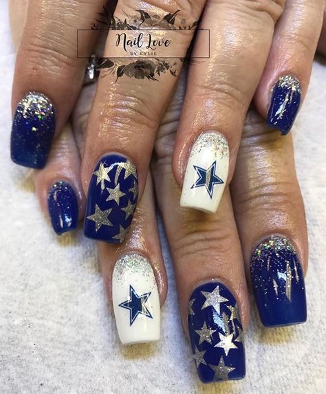 Dallas Cowboys Nail Art, Dallas Cowboys Nails Acrylics, Dallas Nails, Dallas Cowboys Nail Designs, Dc Nails, Mod Nails, Cowboys Nails, Fingernail Colors, Dallas Cowboys Nails