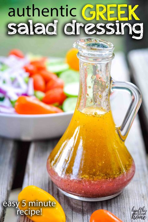 Authentic Greek Salad Dressing, Salad Dressing Olive Oil, Authentic Greek Salad, Sides Thanksgiving, Dish Sides, Greek Salad Ingredients, Best Greek Salad, Best Salad Dressing, Traditional Greek Salad