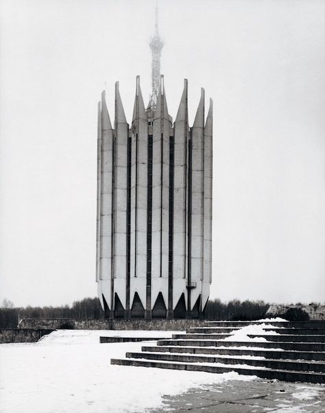 Architecture Cool, Russian Constructivism, Brutalism Architecture, Brutalist Buildings, Russian Architecture, Unusual Buildings, Brutalist Architecture, Amazing Buildings, Brutalism