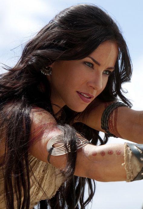 Lynn Collins, Dejah Thoris, Female Character Inspiration, Fair Skin, Black Women Hairstyles, Character Inspiration, Black Hair, A Woman, Actresses