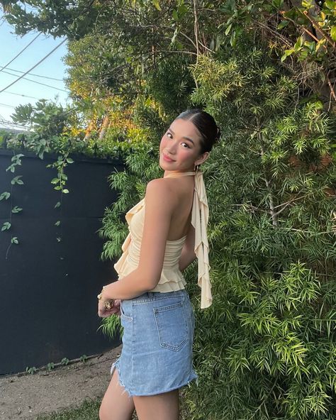 bini aiah IG post update Bini Aiah, Bini Ph, Solo Pics, Casual Hairstyles, Casual Summer Outfit, Tom Cruise, Divine Feminine, Pretty People, Everyday Fashion