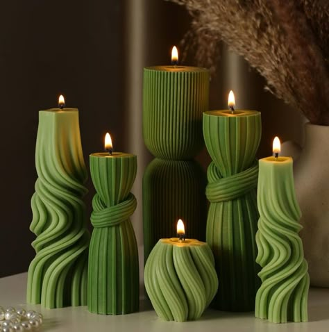 Pillar Aesthetic, Swirl Aesthetic, Ribbed Candles, Green Pillar Candles, Pillar Candle Decor, Candle Modern, Bathroom Green, Aesthetic Candle, Home Decor Green