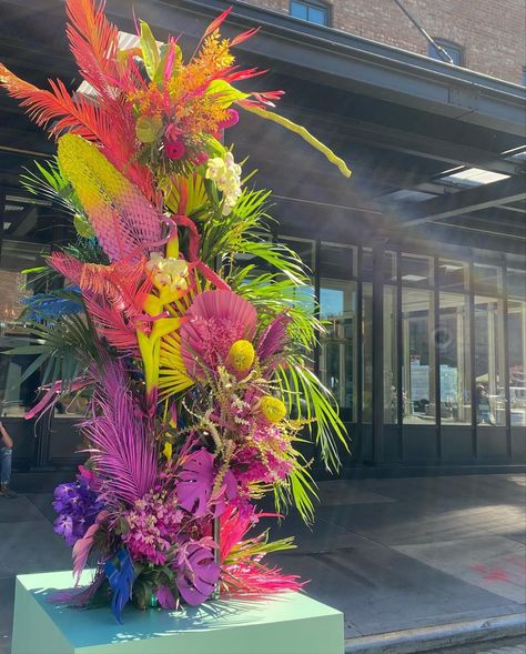 Tropical Hoco Theme, Rio Prom Theme, Rio Carnival Party Decorations, Rio Carnival Centerpieces, Tropical Paradise Prom Theme, Coachella Inspired Party, Rio Party, Havana Nights Party Theme, Column Decoration