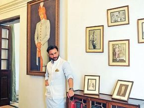 Royal! Saif Ali Khan Poses at Pataudi Palace! @pinkvilla . . #pinkvilla #saifalikhan #bollywood #india #instapic #instamoment #instalike #instashare #instacomment #instahot #instalove #royal # nawab #hot #handsome #celeb #sexy #celebstyle #cute #cool #instagood #actor #star Pataudi Palace, Saif Kareena, Royal Decorations, Home Decor India, Saif Ali Khan, Ali Khan, Bollywood Actors, Old World Charm, May 20