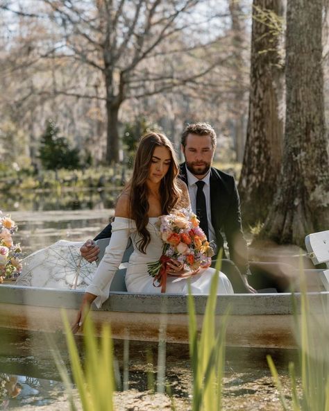 The notebook photoshoot inspiration of your dreams✨ swipe for the sweetest film inspired edit>>> Workshop: @oursacredvows Shoot concepts: @jaromandshanessa Models: @lashie_ Florist: @thistleandlaceflorals Floral ribbon: @tinted.studio Dress and veil: @rawgoldenrentals —— #socalweddingphotographer #charlestonweddingphotographer #cypressgardenswedding #cypressgardens #thenotebook #canoewedding #californiaweddingphotographer #destinationweddingphotographer Notebook Photoshoot, Canoe Wedding, Cypress Gardens, Charleston Wedding Photographer, Floral Ribbon, The Notebook, Photoshoot Inspiration, Destination Wedding Photographer, Southern California