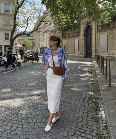 quiet luxury, old money style, old money aesthetic, old money outfits, old moneis aesthetic outfit, old money outfit Dress Professional, Denim Skirt Outfits, 여름 스타일, Brown Purse, Populaire Outfits, Langer Rock, Classy Style, Stil Inspiration, Style Aesthetic