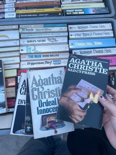 #agathachristie #books #mystery #tbr #aesthetic #fleemarket #reader Solving Mysteries Aesthetic, Mystery Aesthetic Girl, Mystery Solving Aesthetic, Cozy Mystery Book Aesthetic, Mystery Novel Aesthetic, Mystery Book Aesthetic, Tbr Aesthetic, Dbd Cosplay, Aj Aesthetic