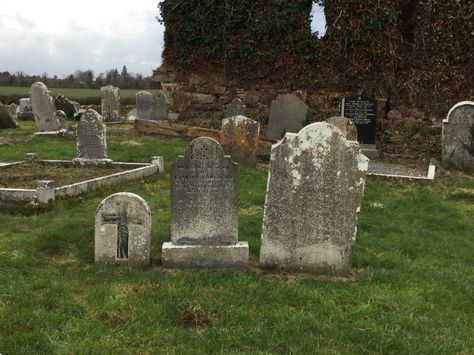 Irish Cemetery, Old Irish, Old Cemeteries, Graveyard, Cemetery, Garden Sculpture, Sweden, Favorite Places, Sculpture