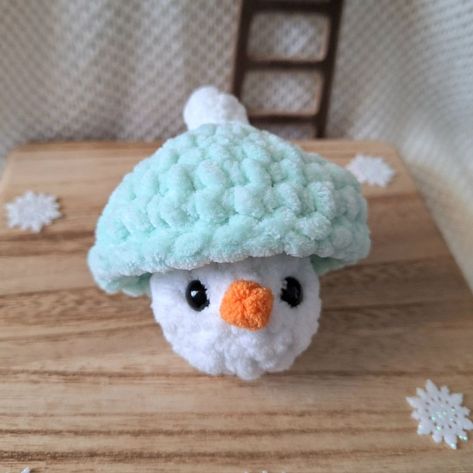 Hand Crafted Toys | Crocheted Snowman Pop Toy | Color: Green/White | Size: None Crochet Therapy Toys, Crochet Pop It, Crochet Christmas Free Pattern, Crochet Fidget Toys Free Pattern, Crochet Fidget Toys, Crocheted Snowman, Crochet Fidget, Vendor Fair, Therapy Toys