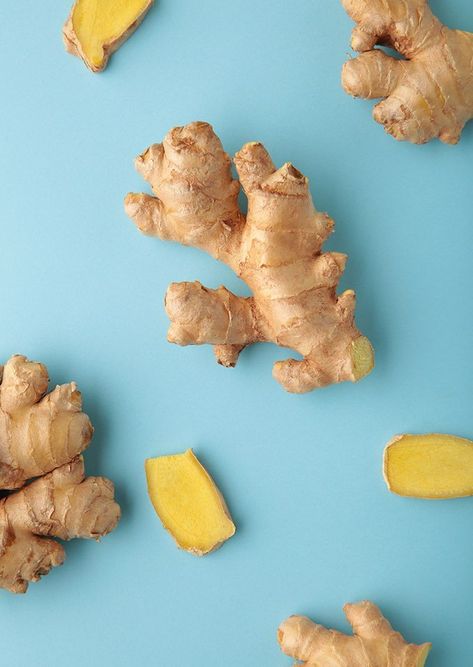 A Guide to Fresh Ginger — with tips and recipes - The Vegan Atlas Ginger Photography, Miso Noodle Soup, Carrot Ginger Dressing, Okra Stew, Ginger Salad Dressings, Peanut Stew, Leafy Salad, Carrot Ginger Soup, Sesame Ginger