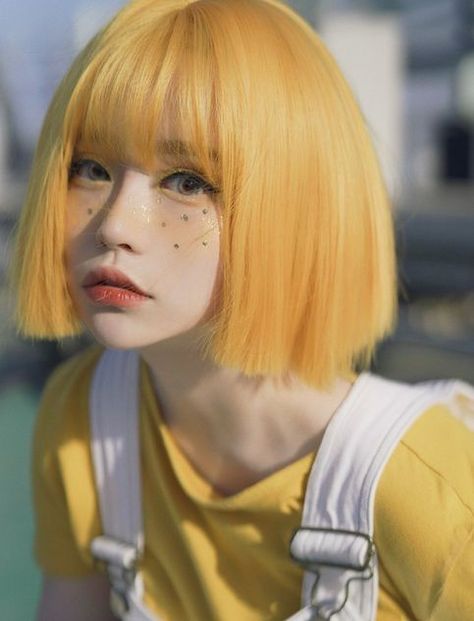 Photographie Portrait Inspiration, Aesthetic People, Yellow Hair, Ex Machina, Hair Reference, Grunge Hair, Portrait Inspiration, Aesthetic Hair, Ulzzang Girl