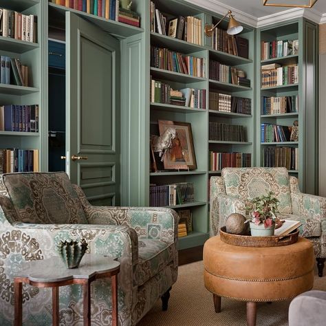 Library Living Room, Cozy Library, Library Room, English Decor, Home Library Design, Home Libraries, Home Library, Front Room, A Living Room