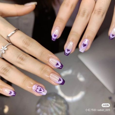 Valentines nails Dark Purple Nail Designs Ideas, Simple Nails Purple, Nails Purple Dark, Violet Nails Designs, Dark Purple Nail Art, Bts Nails Ideas, Bts Inspired Nails, Trendy Nails Purple, Nail Inspo Purple