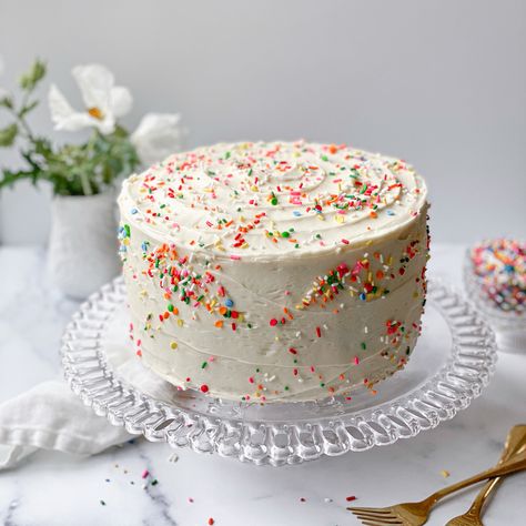 Funfetti Cake Cake 3rd Birthday, The Best Vanilla Cake, Eggless Carrot Cake, Eggless Vanilla Cake Recipe, Funfetti Birthday Cake, Best Vanilla Cake, Perfect Vanilla Cake, Funfetti Birthday, Almond Coffee Cake