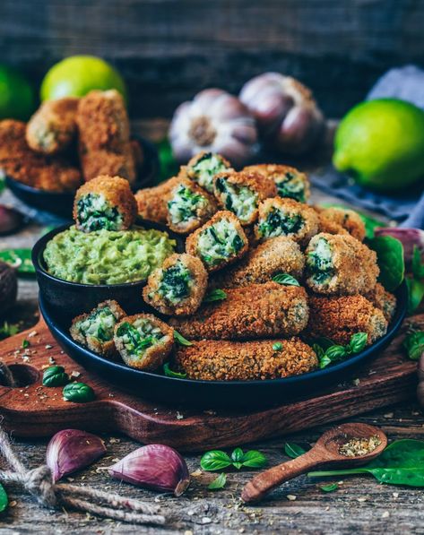 Vegan Croquettes with Spinach (gluten-free) - Bianca Zapatka | Recipes Vegan Croquettes, Vegan Bechamel Sauce, Warm Appetizers, Spinach Healthy, Healthy Vegan Snacks, Healthy Gluten Free Recipes, Vegan Pumpkin, Healthy Gluten Free, Croquettes