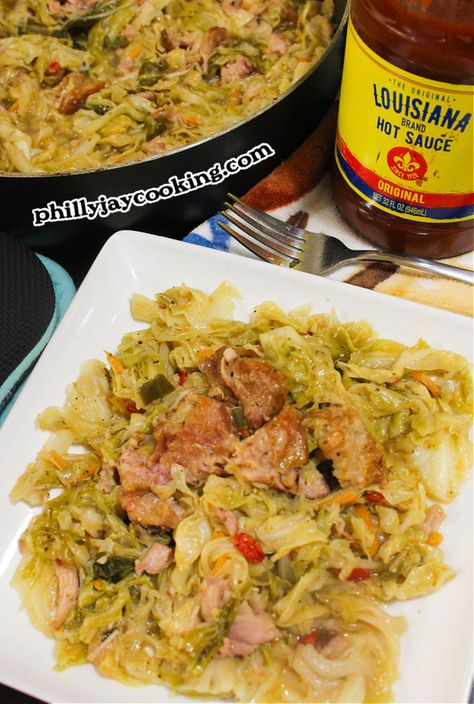 Southern-Style Stove Top Cabbage (with Tender fatty Smoked Turkey)!!! – Philly Jay Cooking Stove Top Cabbage, Jay Cooking, Pig Feet Recipe, Best Cabbage Recipe, Collard Greens Recipe, Turkey Wings, Fried Cabbage, Spinach Recipes, Frozen Spinach