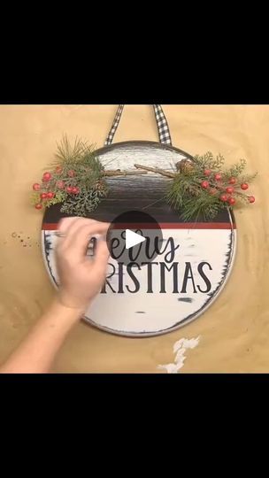 Door Hangers Diy, Christmas Door Wreaths, Wreath Hanger, Christmas Door Hanger, Easy Christmas Crafts, Cricut Tutorials, New Crafts, Christmas Wood, Get It Now