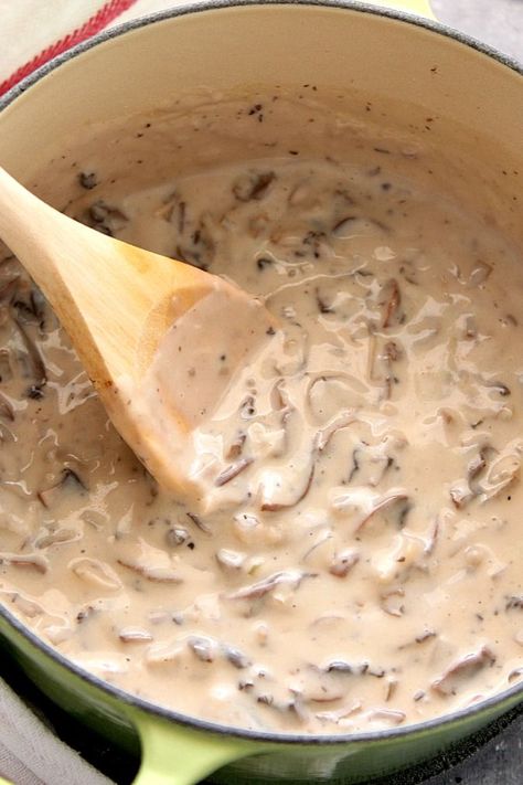 Cream Of Mushroom Soup Recipes Easy, Cream Of Mushroom Soup Recipes, Creamy Garlic Mushrooms, Mushroom Casserole, Creamy Mushroom Soup, Garlic Chicken Recipes, Mushroom Soup Recipes, Homemade Alfredo Sauce, Pizza Sauce Homemade