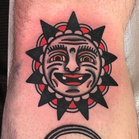 FRANCESCO FERRARA on Instagram: “Thanks Maurizio! Done at @frontedelportotattoo 📩For bookings send me DM ______________________________________ #traditional_tattoo…” Traditional Sun Tattoo, Skull Face Tattoo, Tattoo Mistakes, Traditional Tattoo Old School, Sun Tattoo Designs, Sun Tattoos, Old School Tattoo Designs, Traditional Tattoo Design, Different Tattoos