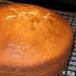 Yellow Cake Made from Scratch Easy Vanilla Cake Recipe From Scratch, Panamanian Food, Easy Vanilla Cake, Easy Vanilla Cake Recipe, Yellow Cake Recipe, Cakes To Make, Banana Muffin, Butter Cake Recipe, Cake Recipes From Scratch