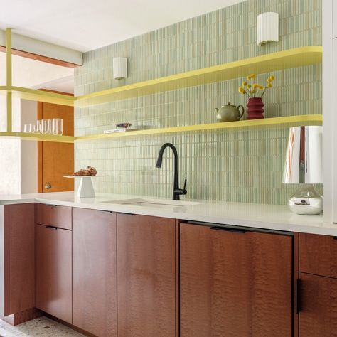 This Midcentury-Modern Kitchen’s Color Palette Took Inspiration From a Vintage Photograph | Architectural Digest High Gloss Cabinets, Finger Tiles, Modern Kitchen Colours, Kitchen Color Palettes, Gloss Cabinets, Kitchen S, Artistic Tile, Mid Century Modern Kitchen, Green Cabinets