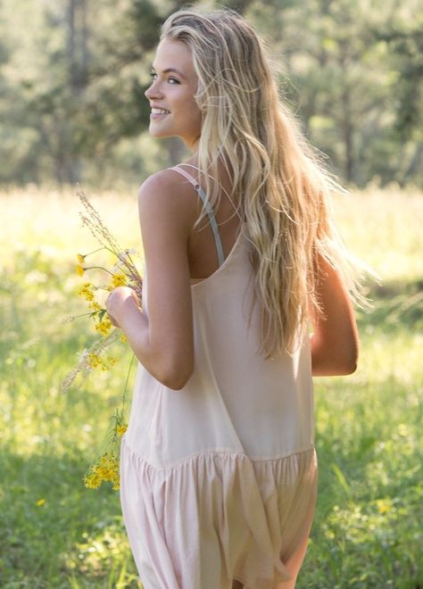 Gabriella Wilde's style in Endless Love Jade Butterfield, Endless Love Movie, Endless Love 2014, Gabriella Wilde, Blonde Actresses, Movie Fashion, Endless Love, Girl Crushes, Woman Crush