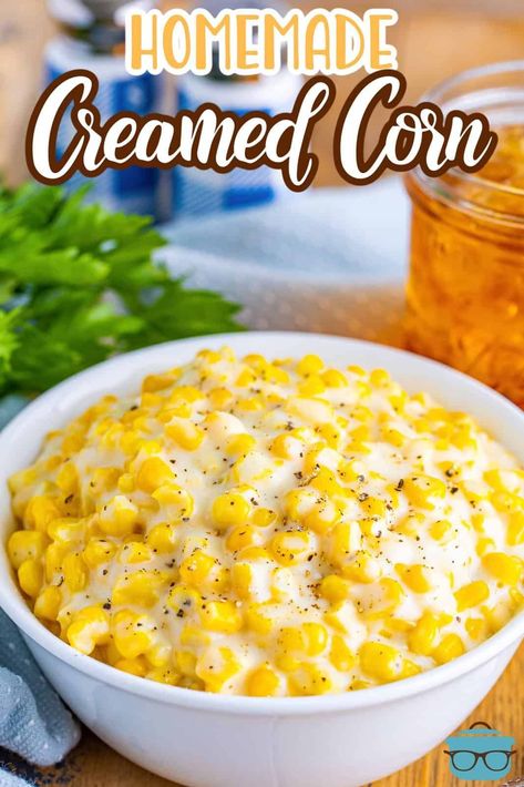 Creamed Corn is such a delicious, versatile side dish and you’ll love how it’s ready in just about 10 minutes! How To Make Fresh Cream Style Corn, Creme Corn Recipes, Spicy Creamed Corn, Fresh Creamed Corn, Cream Corn Recipe, Homemade Creamed Corn, Fresh Corn Recipes, Homemade Cream Corn, Slow Cooker Creamed Corn