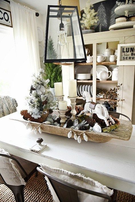 Rustic Christmas dough bowl centerpiece - See this neutral rustic Christmas decor & get inspired by the cottage style decor. Christmas Bowl Decorations, Christmas Dough Bowl, Paper Computer, Farmhouse Christmas Decorations, Dough Bowl Centerpiece, Winter Centerpieces, Christmas Bowl, Bowl Centerpiece, Table Centerpiece Decorations