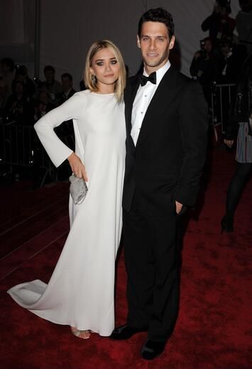 Ashley Olsen Olsen Wedding, Olsen Twins, Ashley Olsen, Style Guide, Style Guides, Twins, Honey, Wedding Dress, My Style