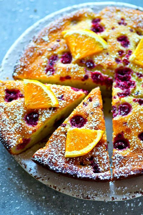 Orange Ricotta Cake, Dense Cake, Orange Ricotta, Raspberry Orange, Ricotta Cake, Simple Cake, Italian Desserts, Ricotta Cheese, Food Cakes