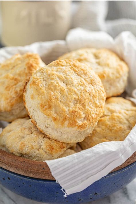 Old Fashioned Biscuits, Homemade Biscuit Recipe, Homemade Biscuit, Homemade Biscuits Recipe, Homemade Buttermilk Biscuits, Flaky Biscuits, Biscuit Bread, Homemade Buttermilk, Biscuit Dough