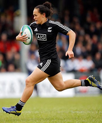 Portia Woodman black ferns rugby player <3 Portia Woodman, Rugby Motivation, All Blacks Rugby Team, Nz All Blacks, Rugby Girls, Olympic Logo, All Blacks Rugby, Womens Rugby, New Zealand Rugby